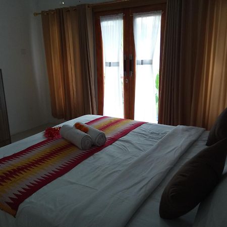 Bagoesfull Homestay Toyapakeh Quarto foto